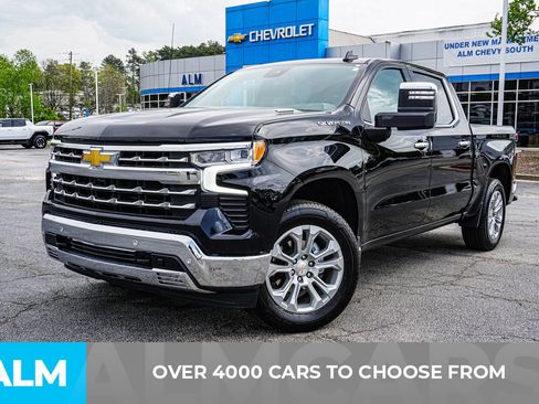 Used 2025 Chevrolet Silverado 1500 LTZ w/ LTZ Convenience Package II RWD image 3