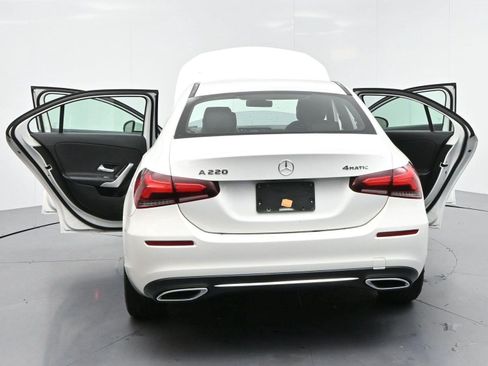 Used 2019 Mercedes-Benz A 220 4MATIC image 38