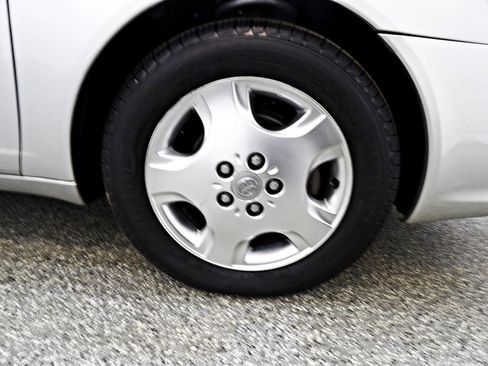 Used 2003 Toyota Avalon XLS image 20