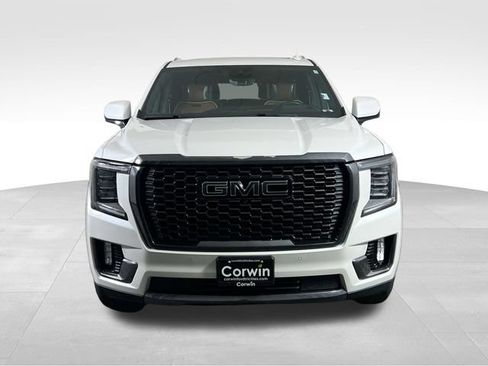 Used 2024 GMC Yukon Denali Ultimate AWD/4WD image 4