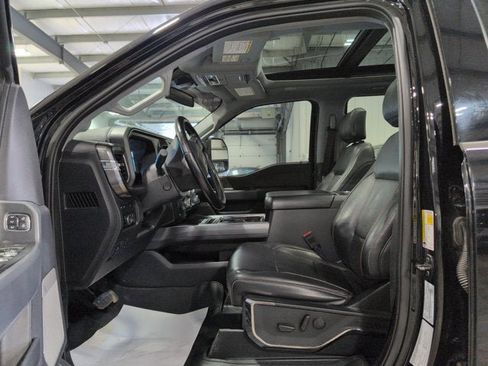 Used 2023 Ford F250 Lariat w/ Lariat Ultimate Package AWD/4WD image 8