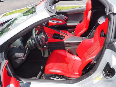Used 2020 Chevrolet Corvette Stingray Preferred Cpe w/ 2LT Preferred Equipment Group RWD image 21