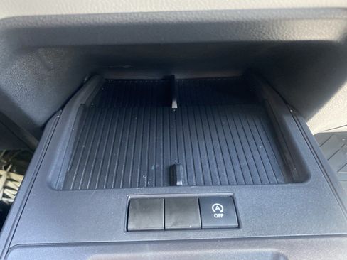 Used 2026 Toyota Corolla Cross L FWD image 23