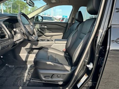 Used 2026 Nissan Rogue SL AWD/4WD image 23
