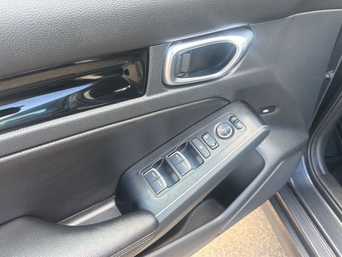 Used 2023 Honda Civic Touring image 13