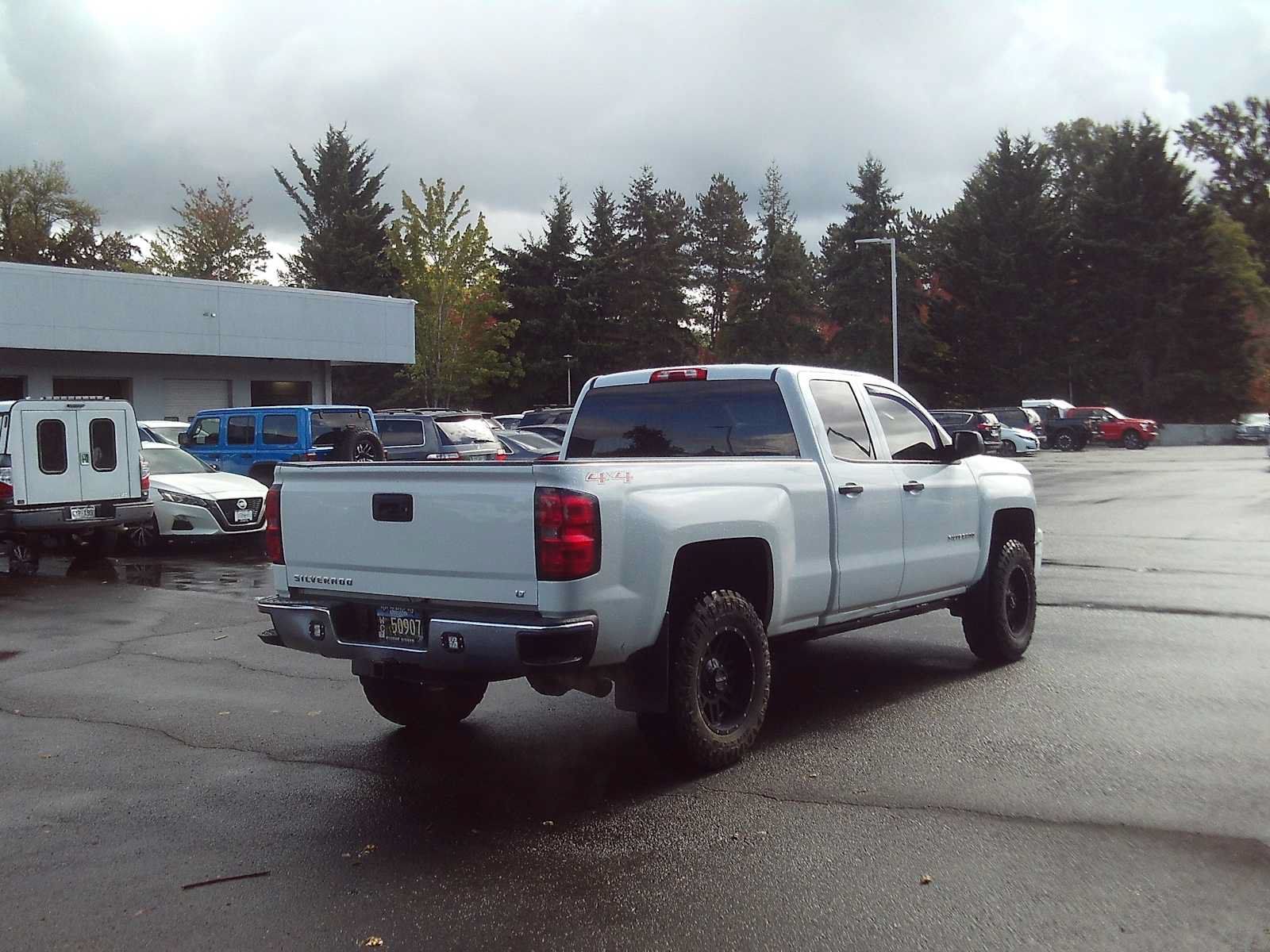 Used 2014 Chevrolet Silverado 1500 LT w/ All Star Edition AWD/4WD image 5