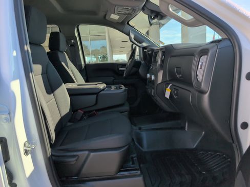 New 2026 GMC Sierra 2500 Pro w/ Convenience Package image 29