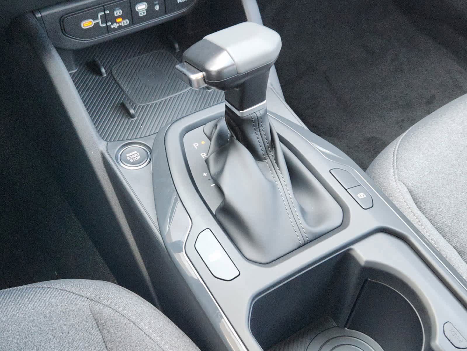 Certified 2025 Kia K4 EX FWD image 16