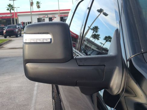 Used 2025 RAM 3500 Limited image 11