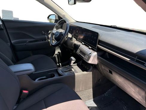 Used 2025 Hyundai Kona SEL FWD image 20