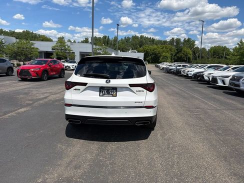 Used 2023 Acura MDX A-Spec AWD/4WD image 36