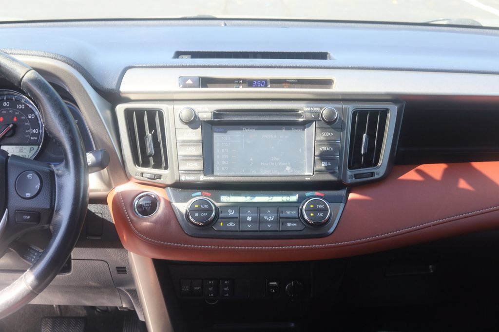 Used 2015 Toyota RAV4 Limited AWD/4WD image 24