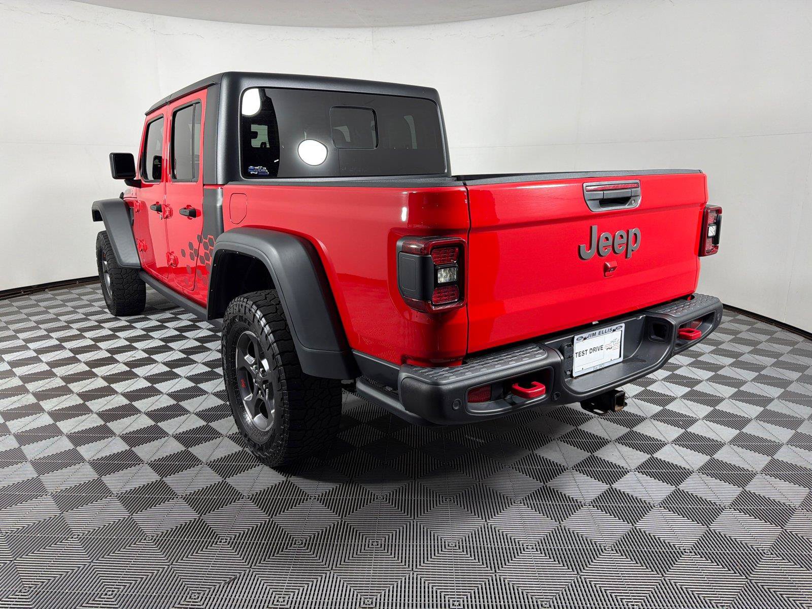 Used 2023 Jeep Gladiator Rubicon w/ LED Lighting Group AWD/4WD image 5