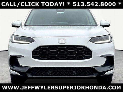 Used 2026 Honda HR-V LX image 2
