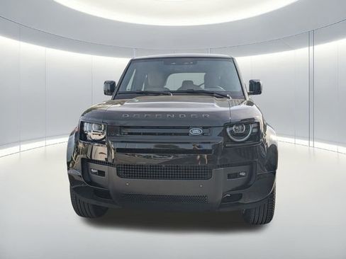 New 2026 Land Rover Defender 110 X-Dynamic SE AWD/4WD image 2