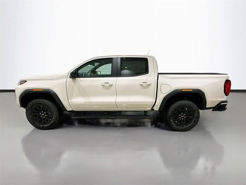 New 2026 GMC Canyon Elevation w/ Convenience Package image 4