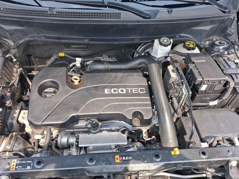 Used 2019 Chevrolet Equinox LT FWD image 23