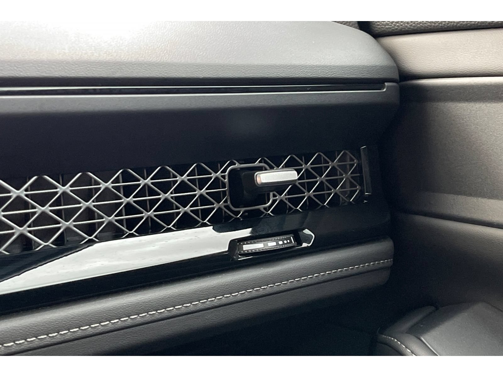Certified 2024 Honda Accord Sport image 29