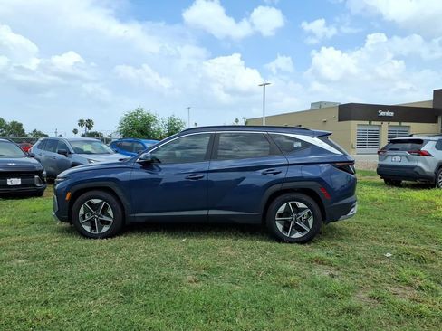 Used 2025 Hyundai Tucson SEL FWD image 2