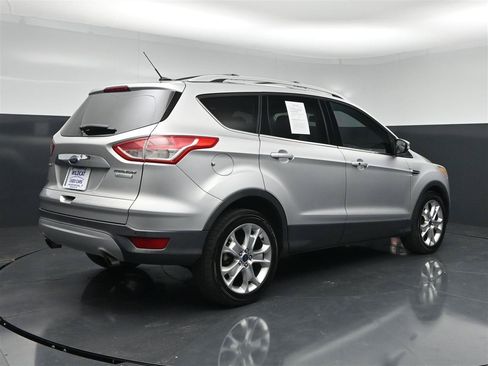 Used 2015 Ford Escape Titanium FWD image 6