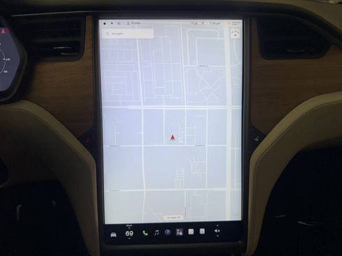 Used 2020 Tesla Model X Performance AWD/4WD image 3