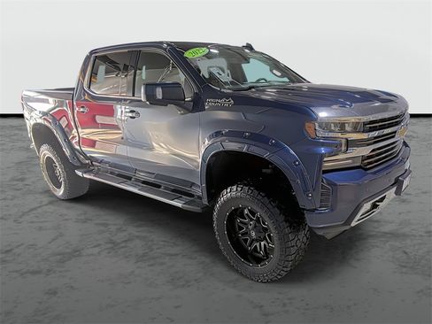 Used 2022 Chevrolet Silverado 1500 High Country w/ Z71 Off-Road Package image 5