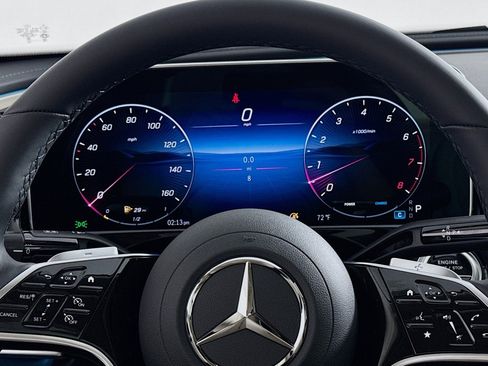 New 2026 Mercedes-Benz E 450 4MATIC Sedan image 18