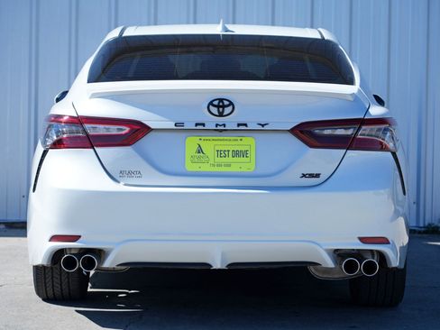 Used 2021 Toyota Camry XSE image 10