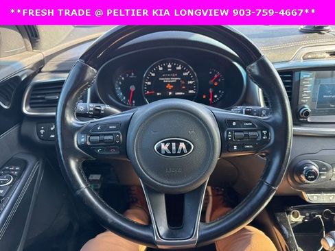 Used 2018 Kia Sorento SX image 13