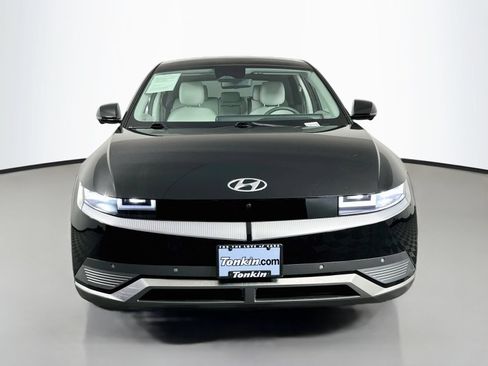 Used 2024 Hyundai Ioniq 5 Limited RWD image 2