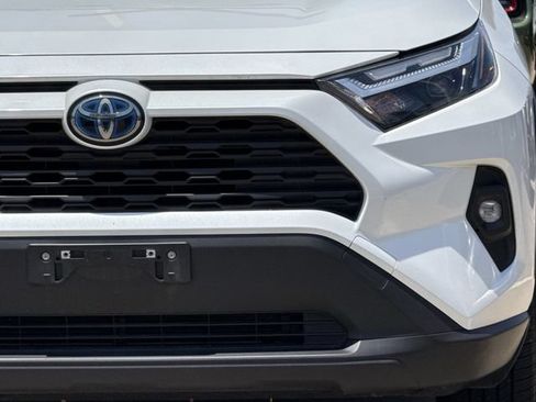 Used 2024 Toyota RAV4 XLE Premium AWD/4WD image 9