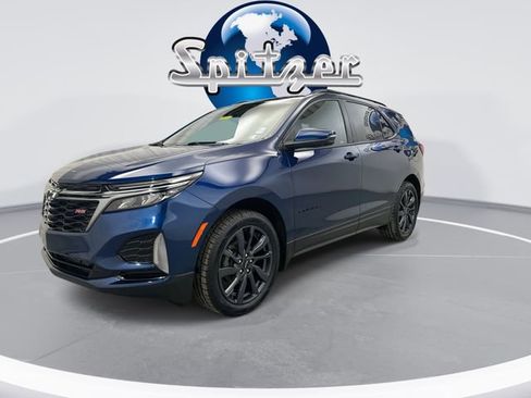 Used 2022 Chevrolet Equinox RS w/ RS Leather Package image 6