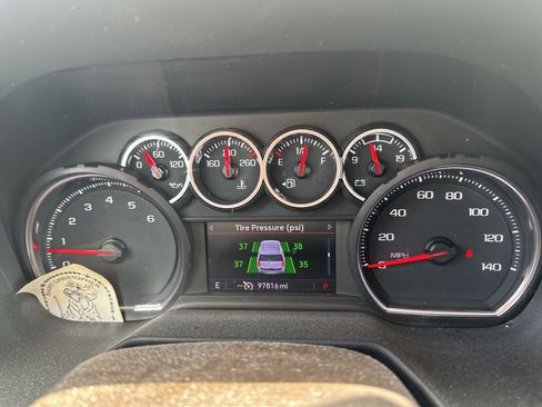 Used 2021 Chevrolet Tahoe LT w/ Rear Media and Nav Package image 11