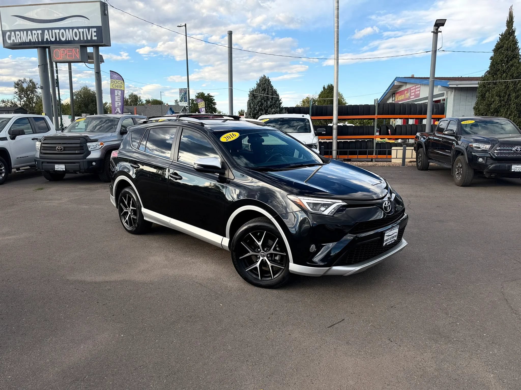 Used 2016 Toyota RAV4 SE AWD/4WD image 2