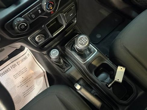 Used 2021 Jeep Wrangler Unlimited Sport AWD/4WD image 26