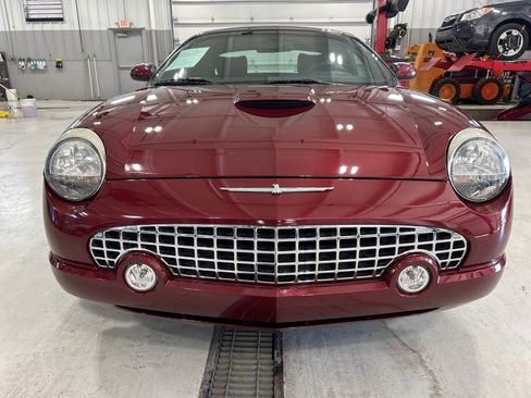 Used 2004 Ford Thunderbird image 16