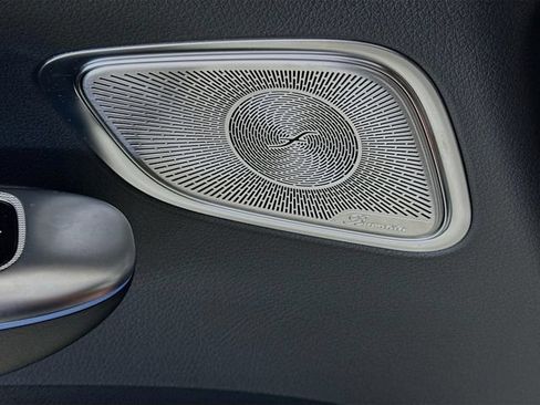 Certified 2025 Mercedes-Benz GLC 300 image 19