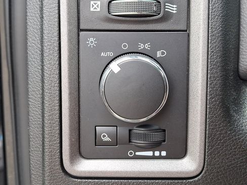 Used 2019 RAM 1500 Tradesman w/ Power & Remote Entry Group AWD/4WD image 21