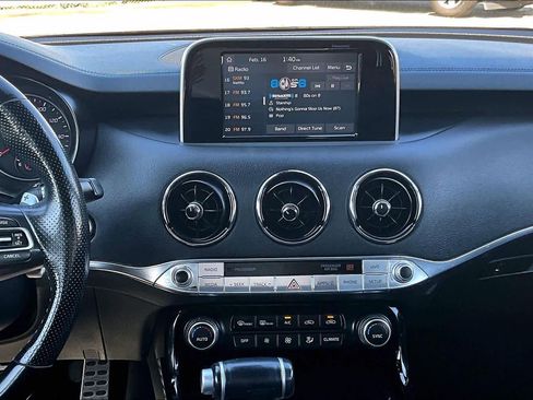 Used 2021 Kia Stinger GT-Line image 7