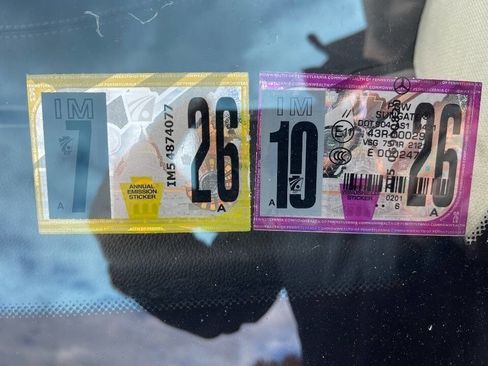 Used 2011 Mercedes-Benz GL 550 4MATIC image 47