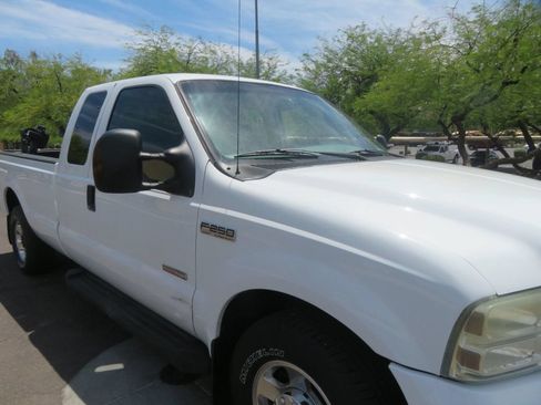 Used 2007 Ford F250 Lariat RWD image 9