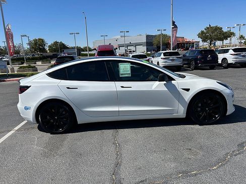 Used 2021 Tesla Model 3 Long Range AWD/4WD image 10