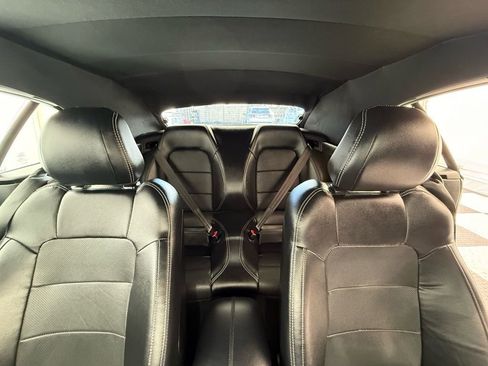 Used 2019 Ford Mustang Premium image 18