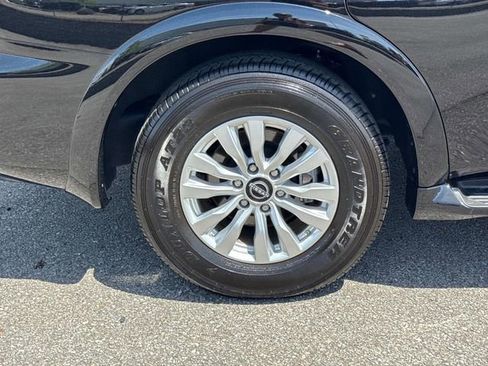 Certified 2024 Nissan Armada SV image 12