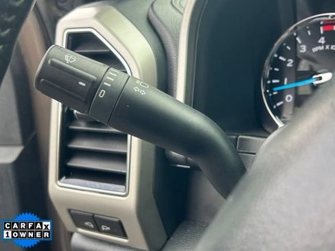 Used 2022 Ford F350 Lariat w/ Lariat Value Package AWD/4WD image 19