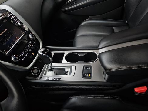 Used 2019 Nissan Murano SV image 29