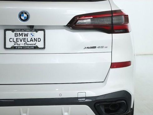 Certified 2022 BMW X5 xDrive45e w/ M Sport Package image 48