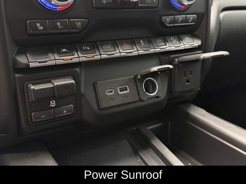 Used 2022 GMC Sierra 1500 Denali w/ Denali Reserve Package AWD/4WD image 26