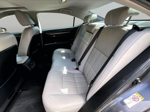 Used 2017 Lexus ES 350 w/ Luxury Package FWD image 20