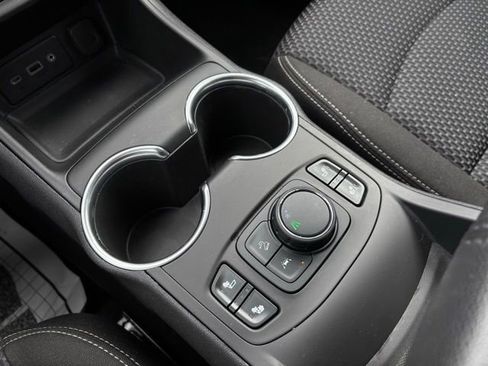 Used 2022 GMC Terrain SLE w/ Driver Convenience Package image 29